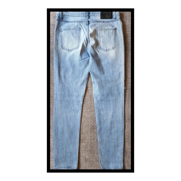 Rustic Dime Jeans from Buckle- Taper Fit- Sz 32 - Picture 2 of 4